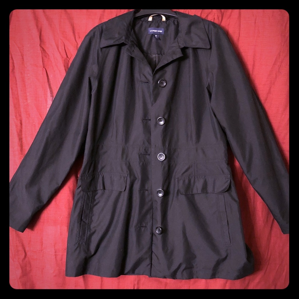 Lands’ End Black M Raincoat ☔️